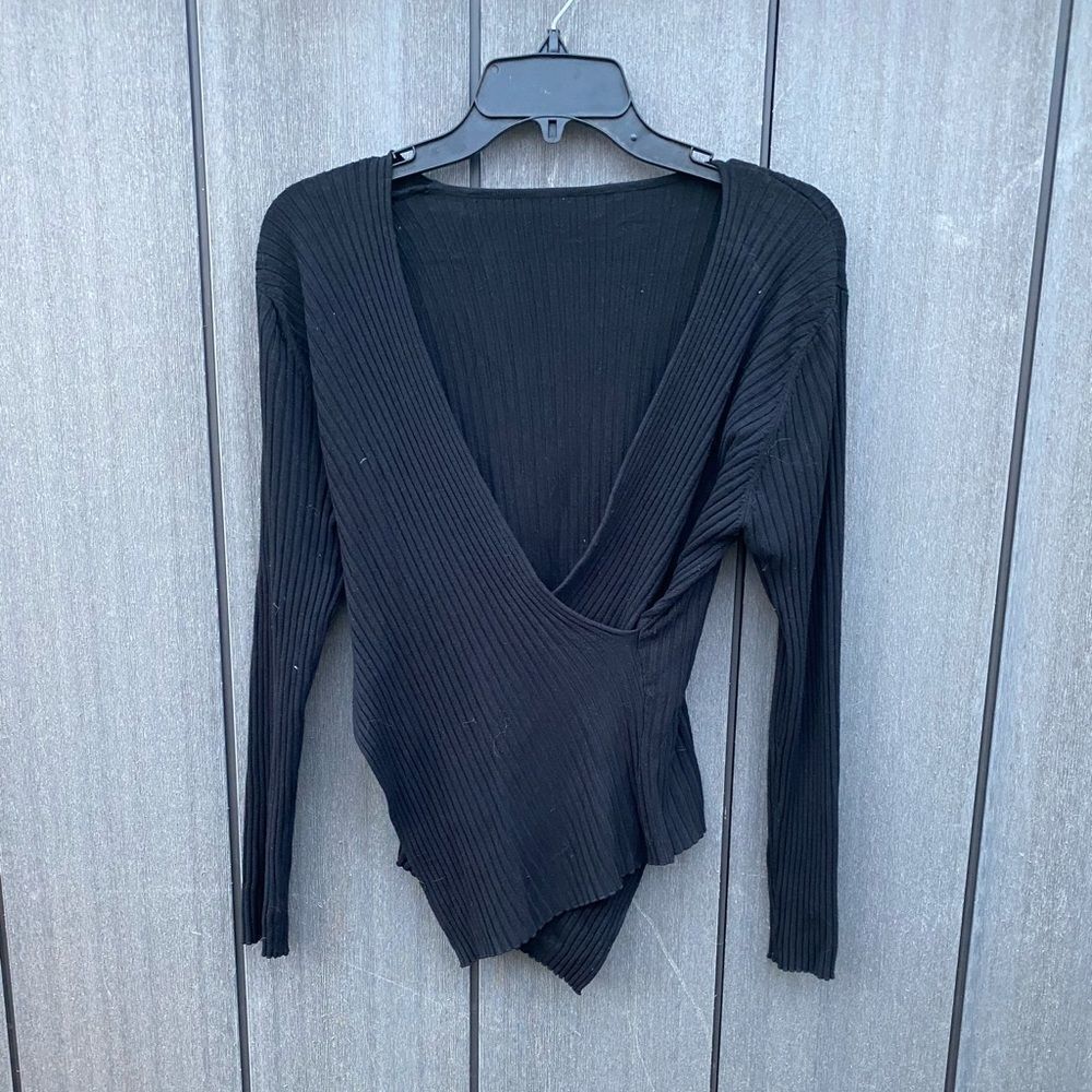 Deep V-Neck Ribbed Sweater - Picture 4 of 5